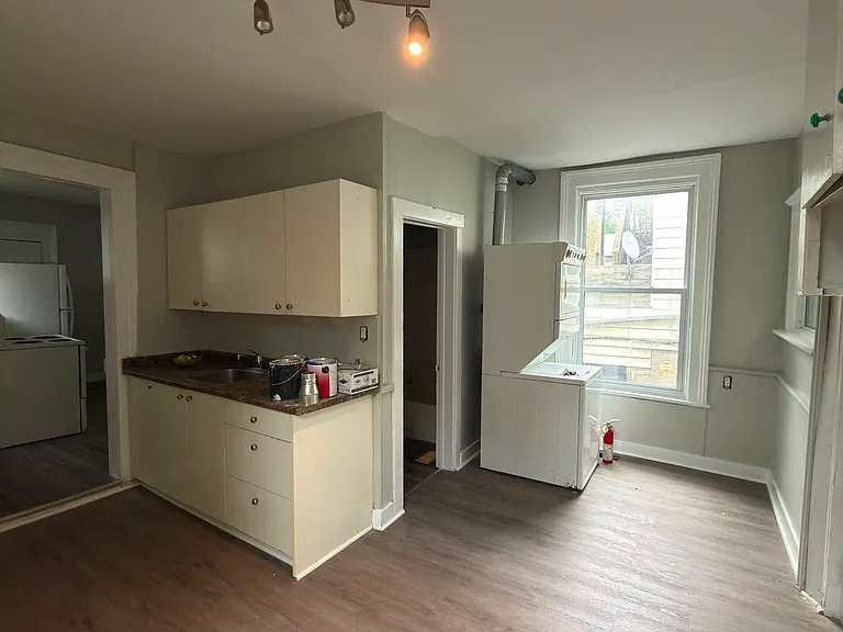 46 Stanley St — Photo 3