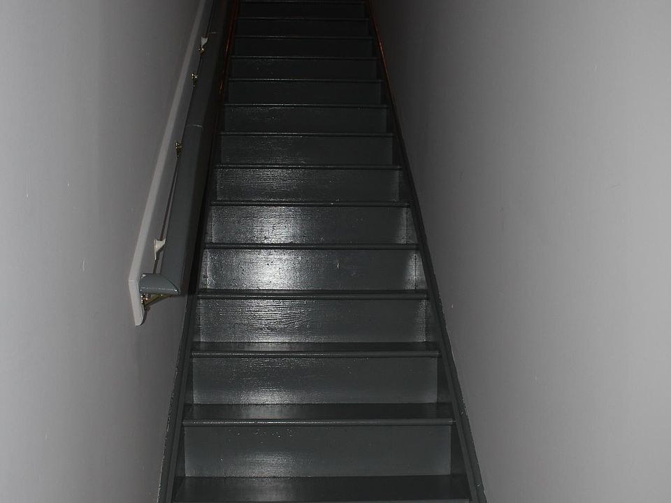 Main Entry Staircase
