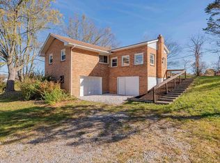 1350 Cranberry Ln #2, Blacksburg, VA 24060