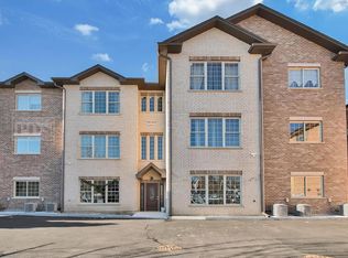 6016 S Archer Rd APT 7, Summit Argo, IL 60501