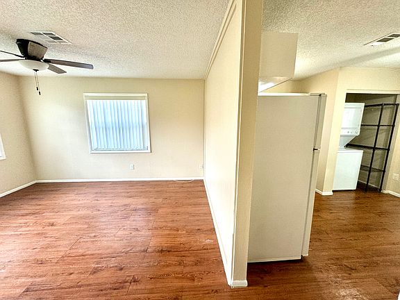 5th image of 7235 53rd St N #C