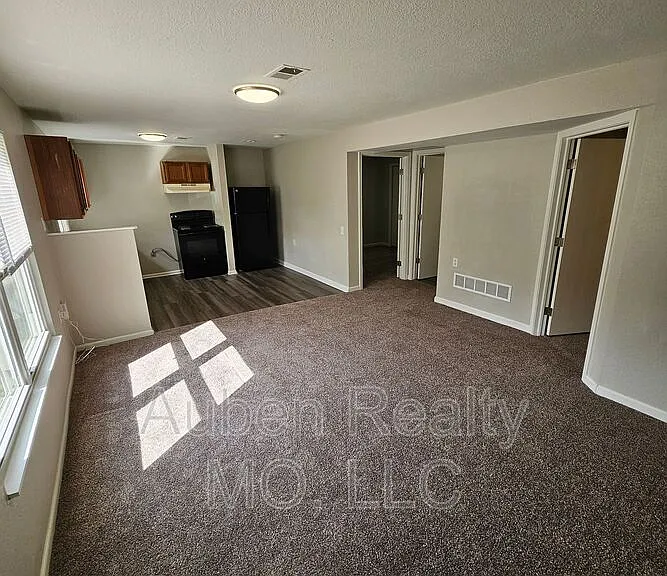 6113 Indiana Ave — Photo 9