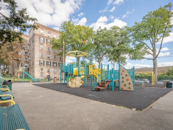 30-31 Hobart Street image 14 of 22