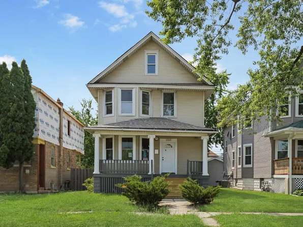 130 S 9th Ave, Maywood, IL 60153