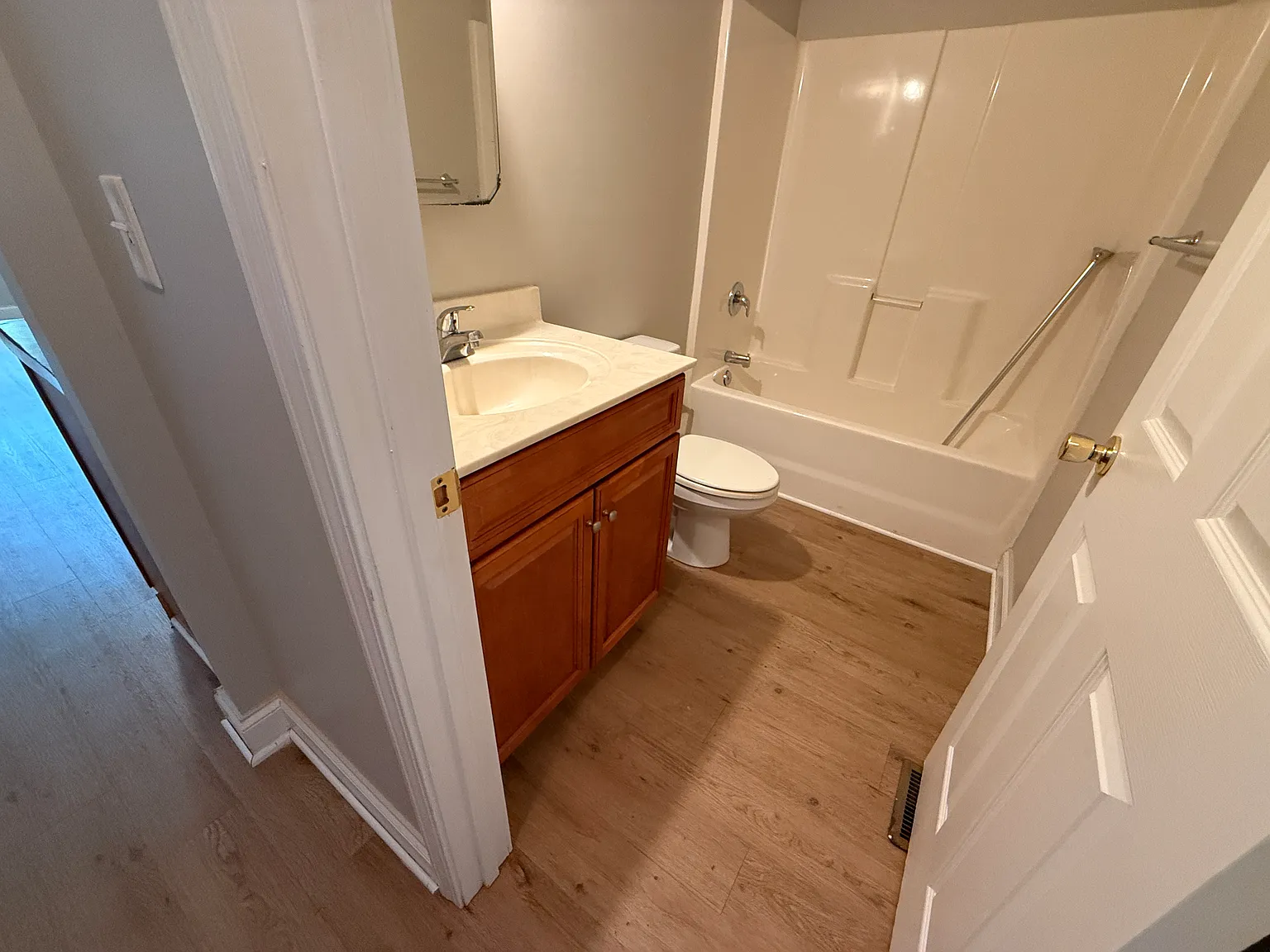 1 bed, $1,450 — Photo 4