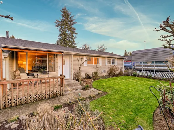 1040 SE 144th Ave, Portland, OR 97233