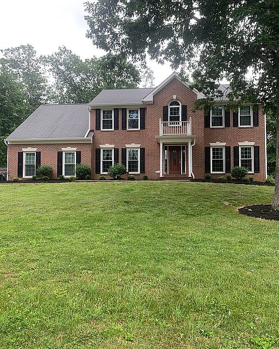 1st image of 10742 Bridlerein Ct