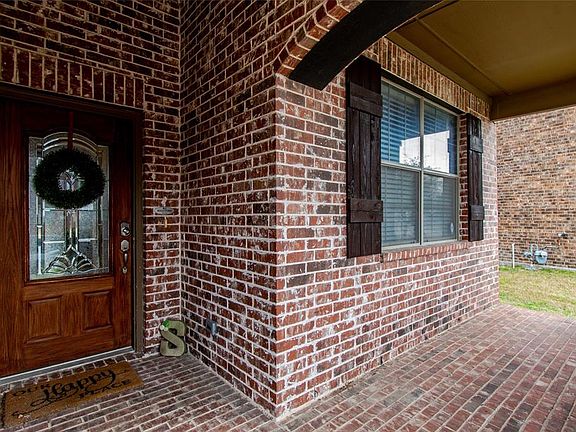 3rd image of 1204 Bexar Ave