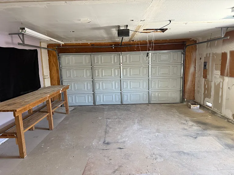 208 W Mariposa Ave — Photo 11