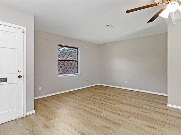 5th image of 5330 Dawn Dr