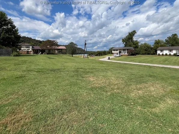 0 3rd St, New Haven, WV 25265