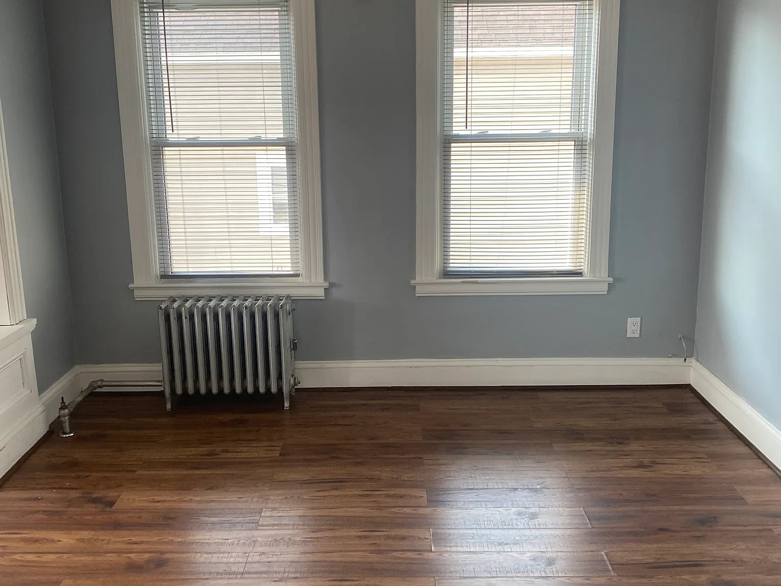 4 bed, 1200 sqft, $1,600 — Photo 3