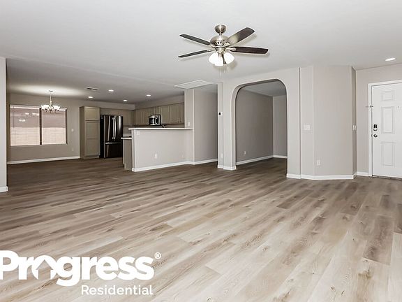 4th image of 42399 W Desert Fairways Dr