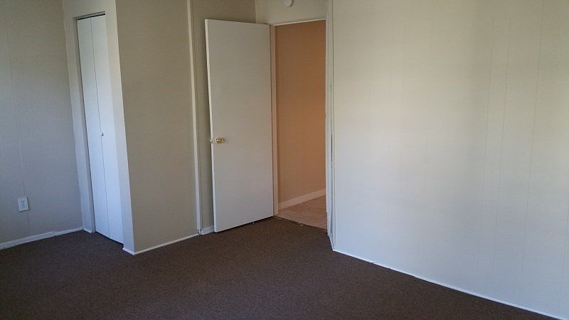 2nd image of 83 Garside St #2