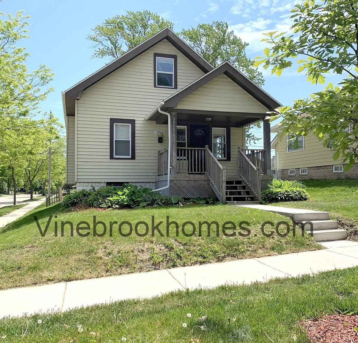 3944 S Lipton Ave, Saint Francis, WI 53235 Zillow