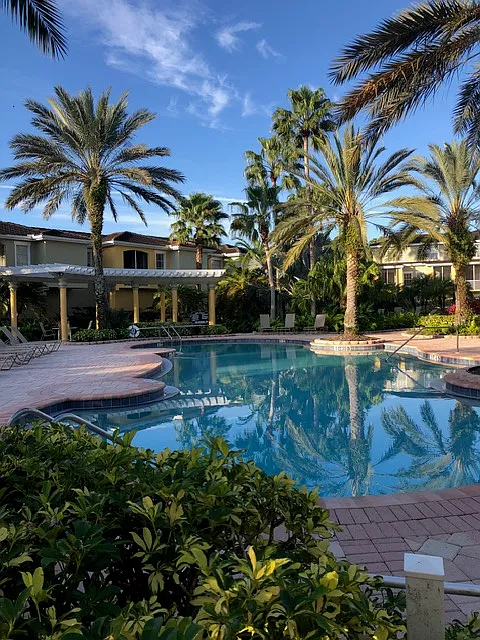 3 bed, 1359 sqft, $1,900 — Photo 2