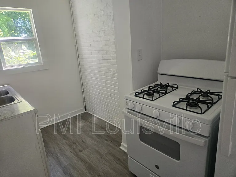 4018 Vermont Ave #1 — Photo 4