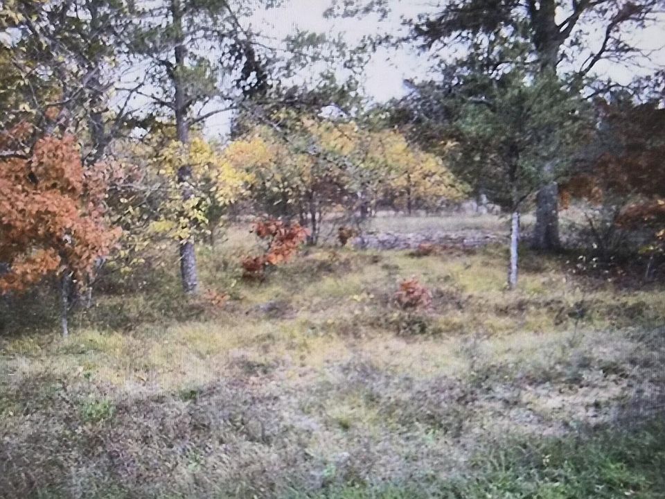 1st image of 4 Northwood Dr