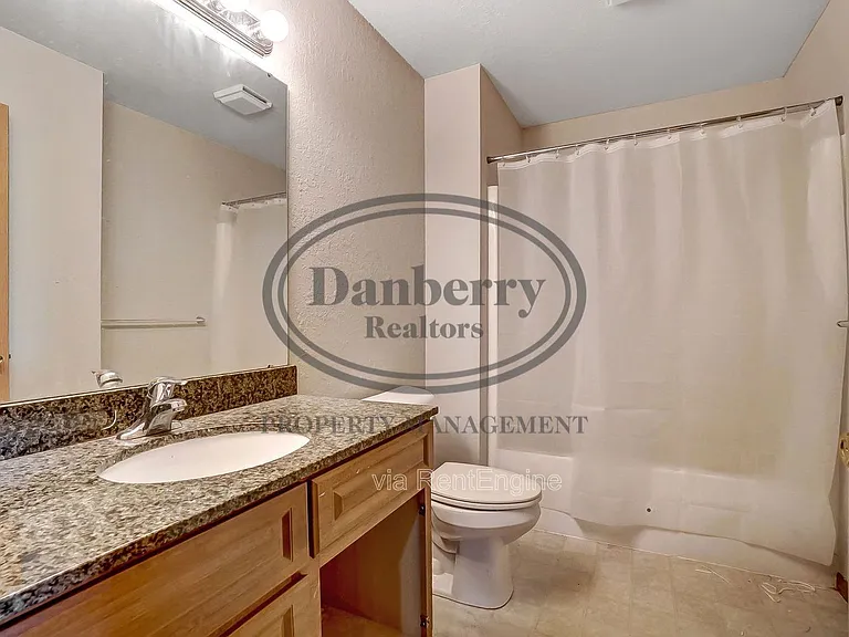 1115 N Byrne Rd — Photo 27