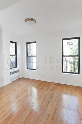 Rented by LC Lemle Real Estate Group | media 19