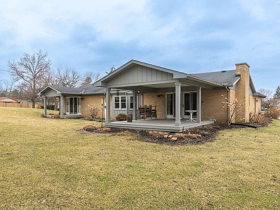 3rd image of 1512 Longford Ct