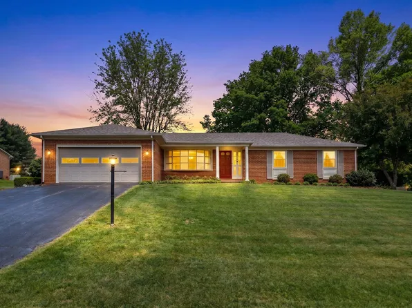 609 Sumter Rd, Waynesboro, VA 22980