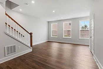 595 Weaver Brook Walk #A — Photo 5