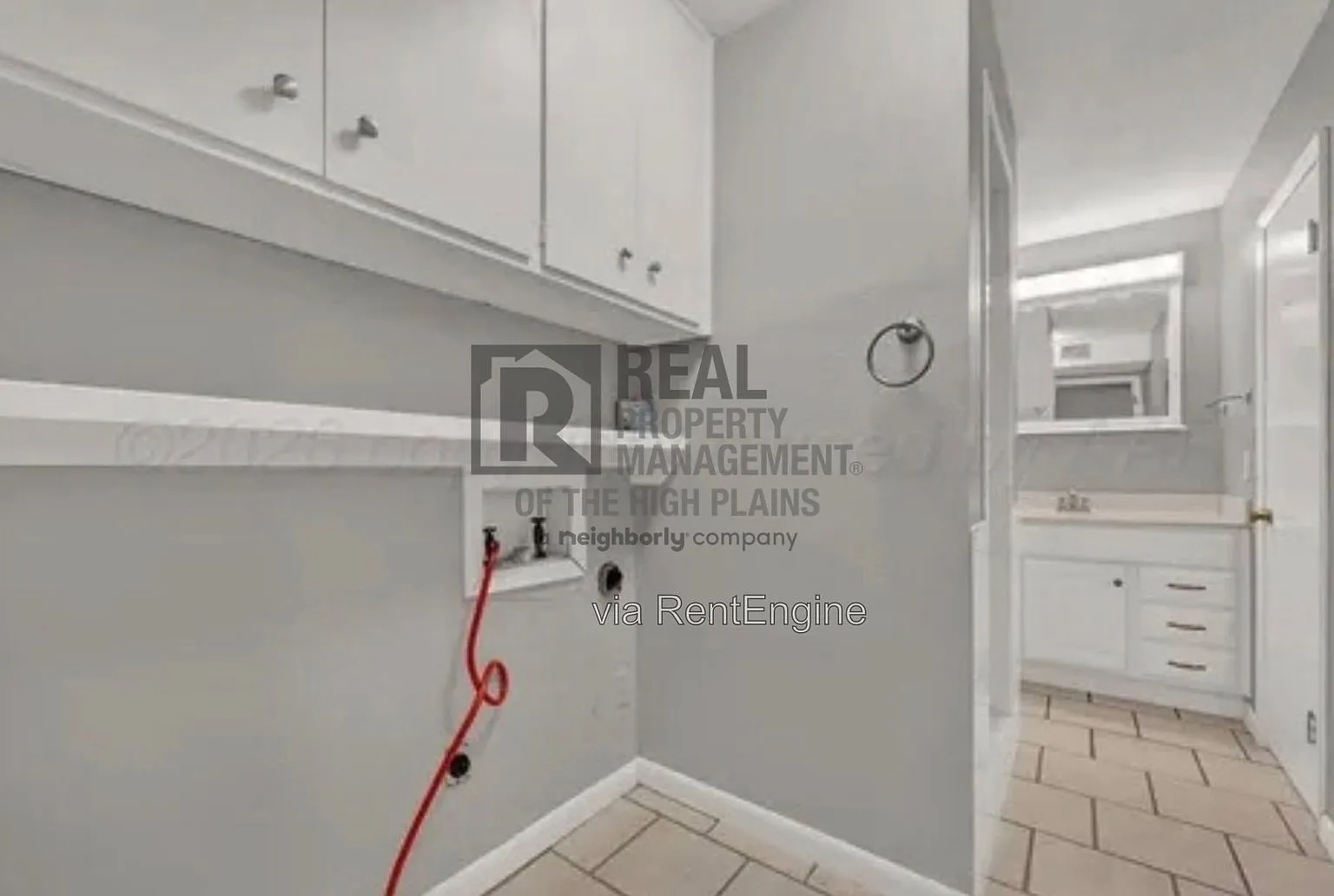 4 bed, 2.5 bath, 2128 sqft, $2,200 — Photo 4