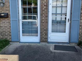 612 Vineyard Park Ct, Winston Salem, NC 27104