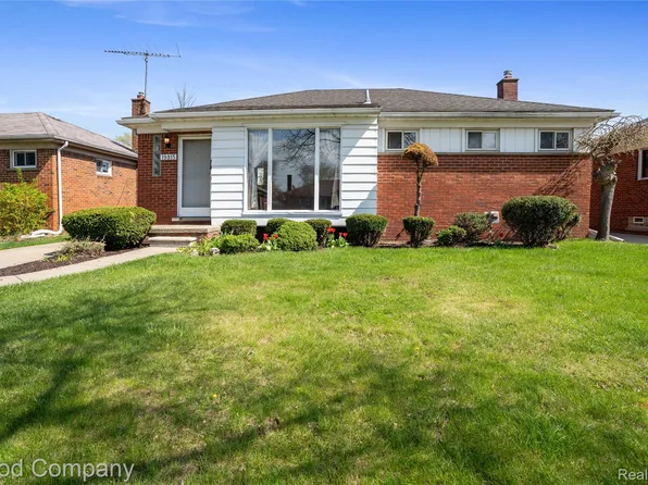 19915 Shady Lane Ave, Saint Clair Shores, MI 48080