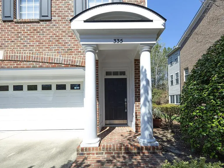 335 Bridgegate Dr — Photo 2