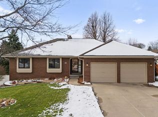 326 S 157th St, Omaha, NE 68118