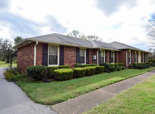 1080 Lakeshore Dr, Gallatin, TN 37066