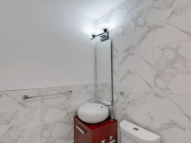 2522 Federal St #3 — Photo 17