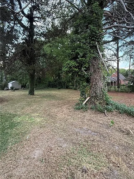 335 Claremont St — Photo 21