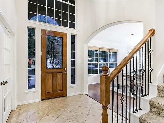 3rd image of 5612 Fort Benton Dr
