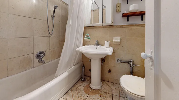 Rented by Bond New York | media 14