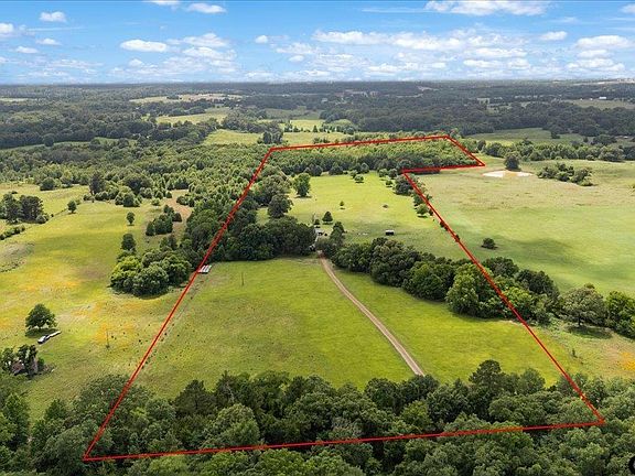 2nd image of 460 County Road 4612