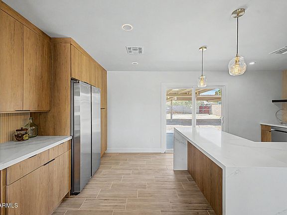 5th image of 3636 N 21ST Avenue