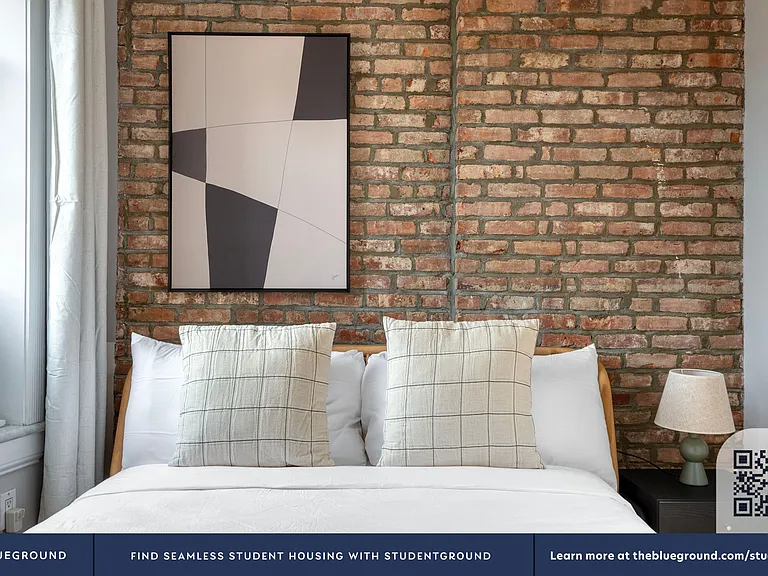 120 Christopher St #16 — Photo 11