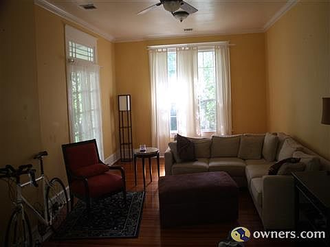 2nd image of 908 Stephenson St
