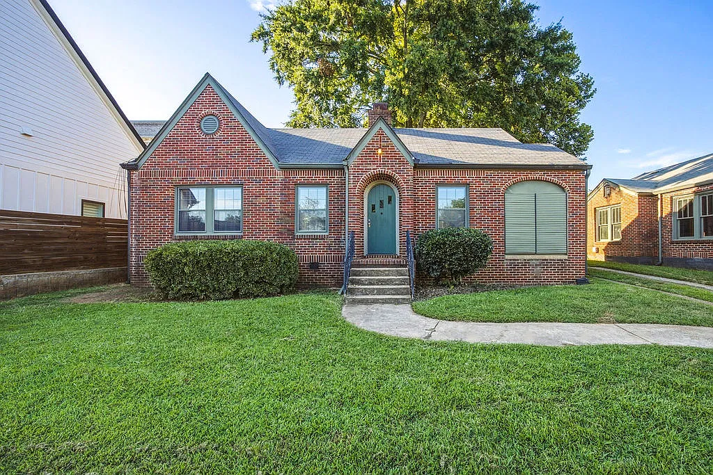 2 bed, 1138 sqft, $1,875 — Photo 1