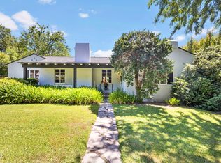 330 Rosita Ln, Pasadena, CA 91105