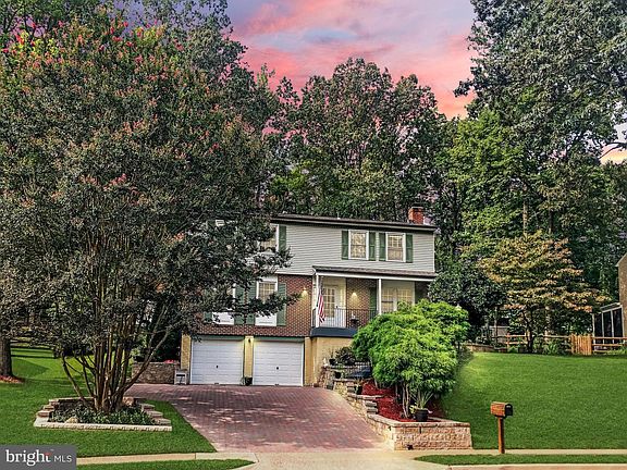 2nd image of 16051 Laconia Cir