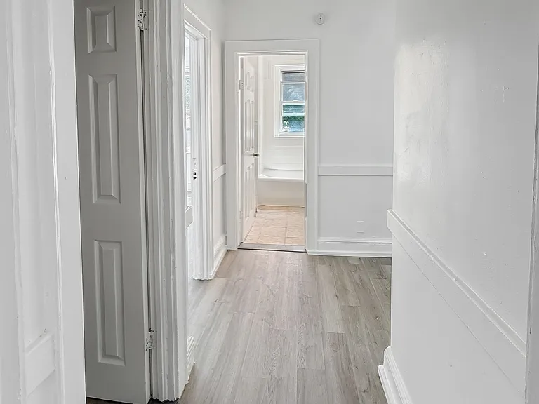 20-22 Lincoln St #15 — Photo 1