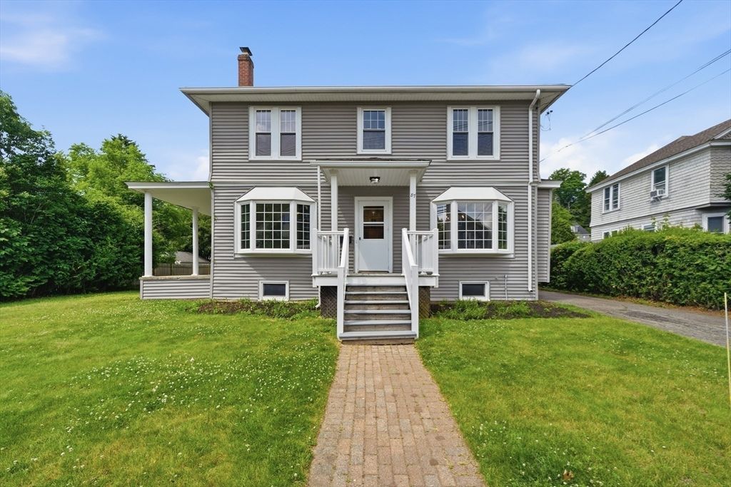 87 Malden St, Worcester, MA