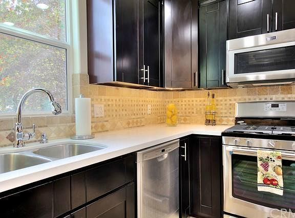 3rd image of 6016 S Chariton Ave