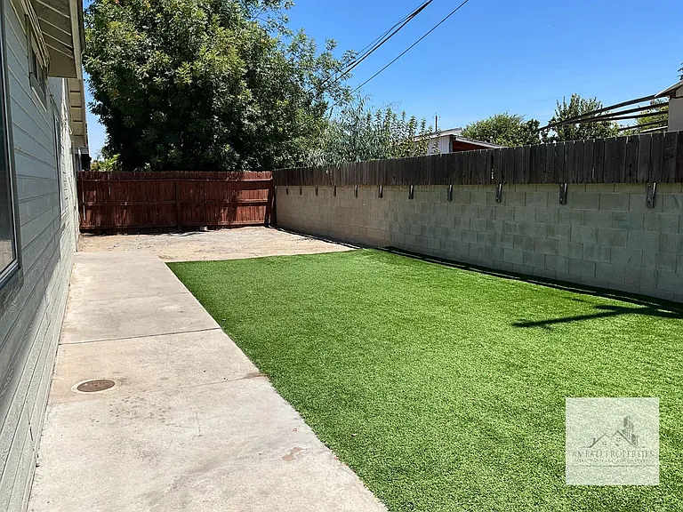 7016 N Thorne Ave — Photo 14