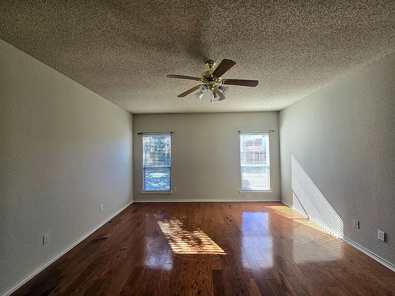 214 Glen Ridge Dr — Photo 12