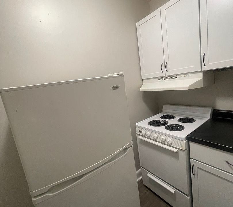 1st image of 117 N 13th St #6